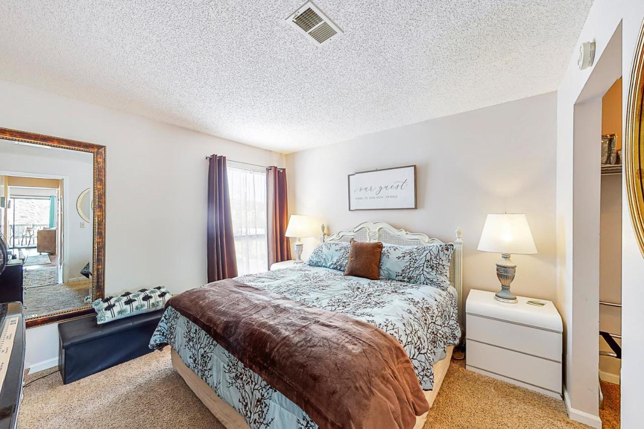 Couples Paradise & Retreat On The 18Th Branson Zimmer foto
